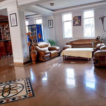 Amenities Hotel Addis Abeba Buitenkant foto